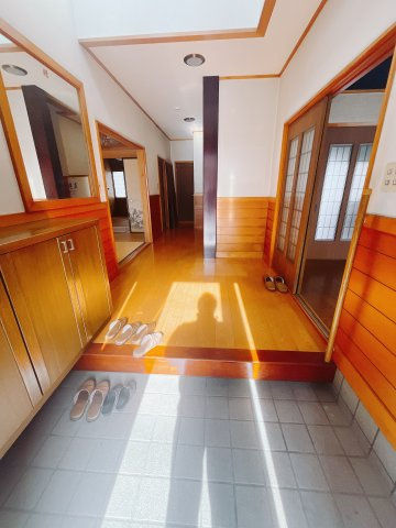 【中古戸建】高崎市藤塚町の玄関|■玄関