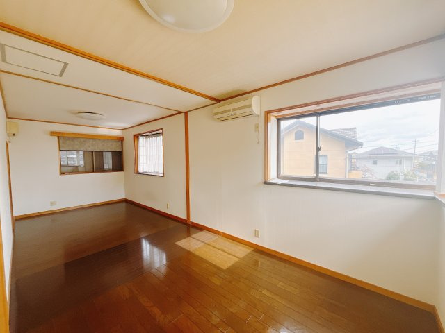 【中古戸建】高崎市藤塚町の洋室|■2階洋室
