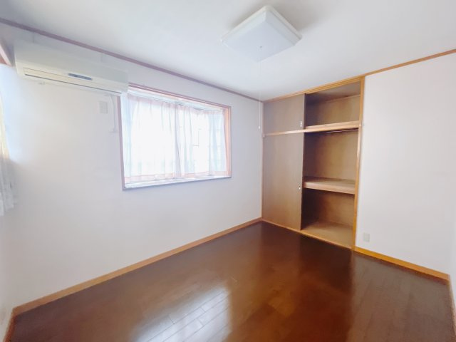 【中古戸建】高崎市藤塚町の洋室|■2階洋室
