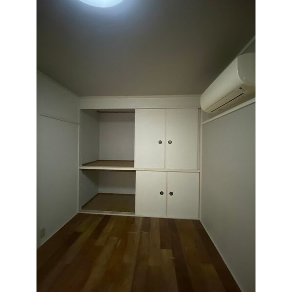 桜マンションの内装