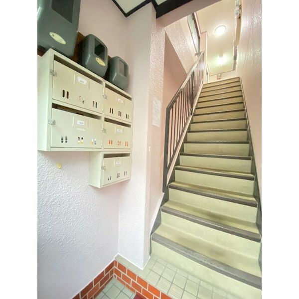 桜マンションのロビー