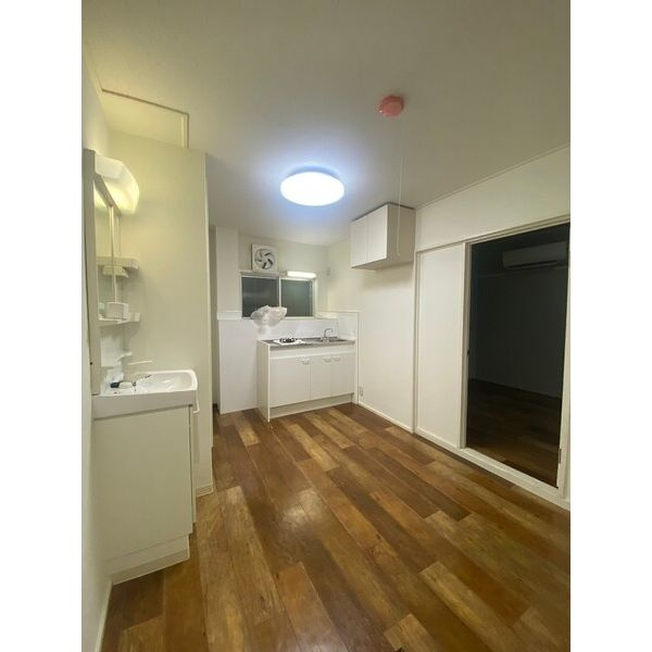 桜マンションの居間・リビング