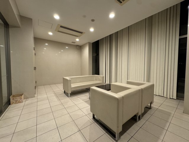 オーベル柏の葉ヒルズ四番館のエントランス