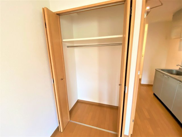 ソレイユ山代の収納|別部屋同間取の参考写真となります。