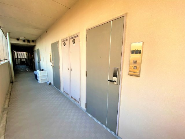 ソレイユ山代のロビー