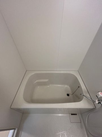 デメテル高取台の浴室