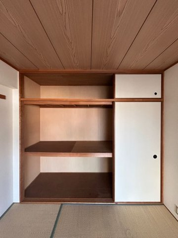 デメテル高取台の収納