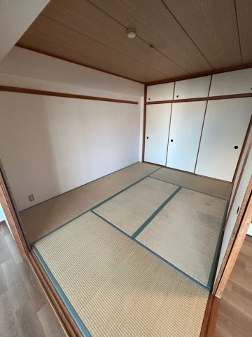 デメテル高取台の和室