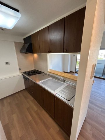 デメテル高取台のキッチン