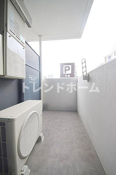 プレミアムコート谷町４丁目のバルコニー|選べる家電プランあり！！