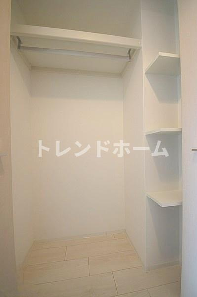 プレミアムコート谷町４丁目の収納|選べる家電プランあり！！