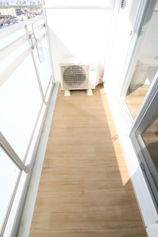 大阪市旭区赤川２丁目の賃貸マンションのバルコニー