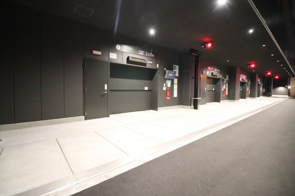 【駐車場】 | 【敷地内駐車場】全部で4機もあるタワーパーキング！きちんと整備されたきれいな駐車場です！