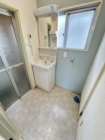 HARADABLDG.の独立洗面台|独立洗面台で身支度をすべて済ませてしまいましょう