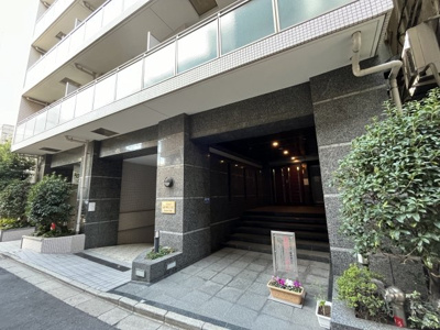 【エントランス】 | グランアビテ四谷三丁目ステーションフロント