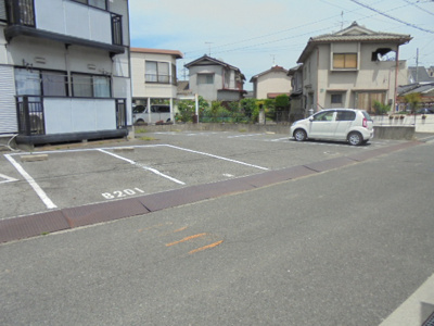 【駐車場】 | ビーライン泉　A