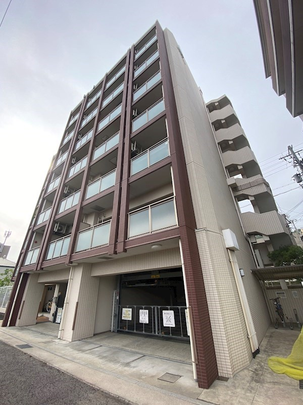 アルファレガロ甲南山手の外観