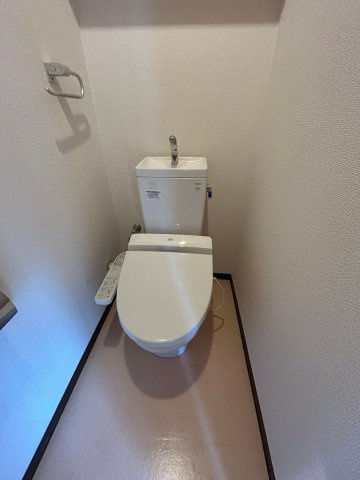 ラ・パレスのトイレ|清潔感のあるトイレです