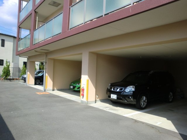 ラ・パレスの駐車場|駐車場です