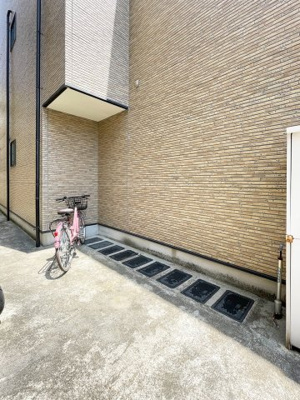【その他共用部分】 | ピュア高宮参番館 | 駐輪スペースです