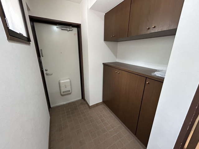 松川ビルの玄関|シンプルで使いやすい玄関です