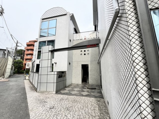 サンテリア千駄ヶ谷のエントランス|サンテリア千駄ヶ谷