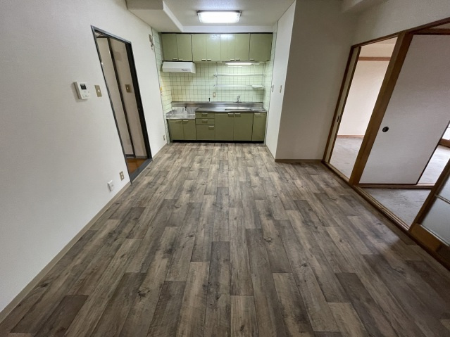 セントラルハイツ中山の居間・リビング|使いやすいリビングです