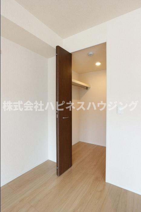 アヴェニール明原の収納