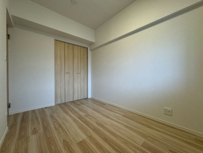 【洋室】ローレルコートアネスト宮島口 