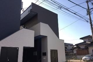 【エントランス】 | DolceVita春町