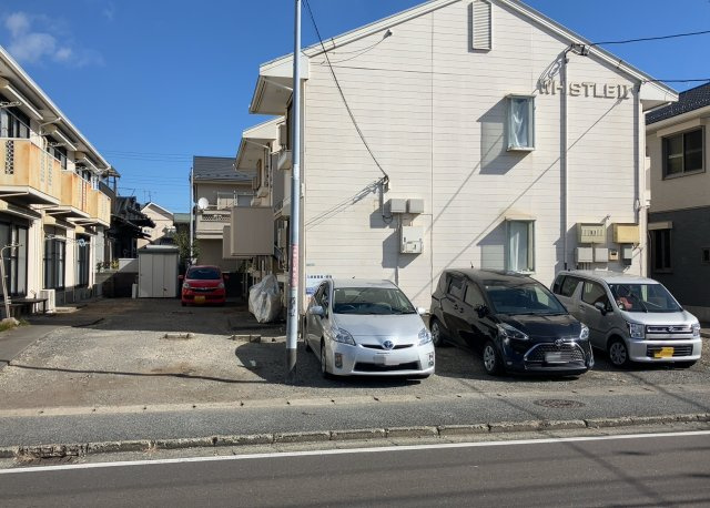 【外観】 | ＷＨＩＳＬＥⅡ | 人が暮らすうえで日光は大切な要素となります。日当たりの良さは譲れないポイントですね。併せて近くに大きな建築物の建築予定がないか、あるいはそれが可能な土地が近くにないか事前に確認することもお勧めします。