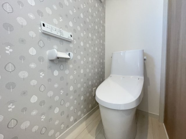 八戸市諏訪1丁目 B棟のトイレ|2階トイレ