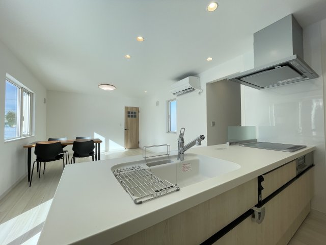 八戸市諏訪1丁目 B棟のキッチン