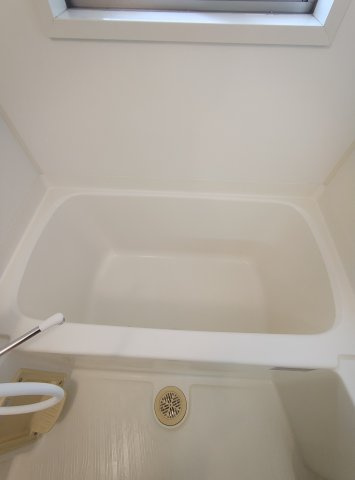 ベルフェリーク新神戸の浴室