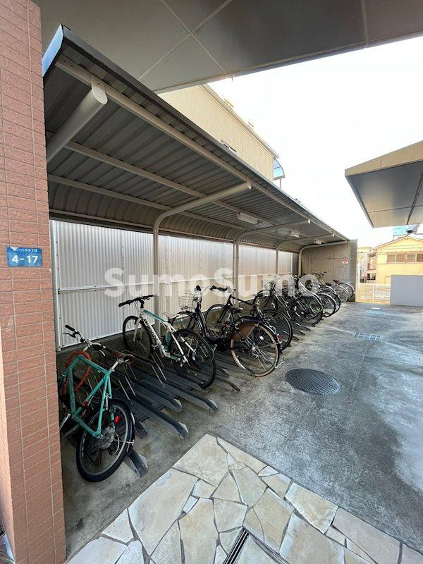 ベルフェリーク新神戸の外観