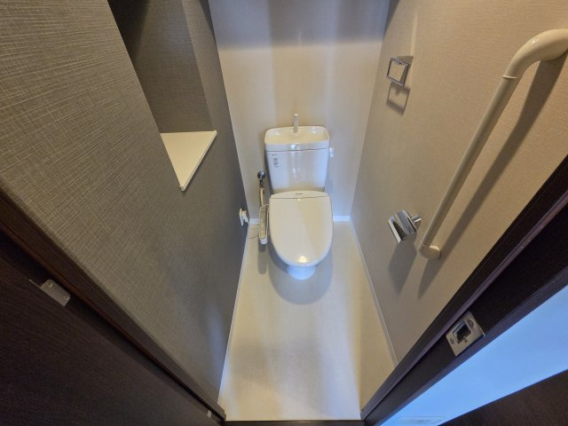 なんばグランドマスターズタワーのトイレ|コンパクトで使いやすいトイレです