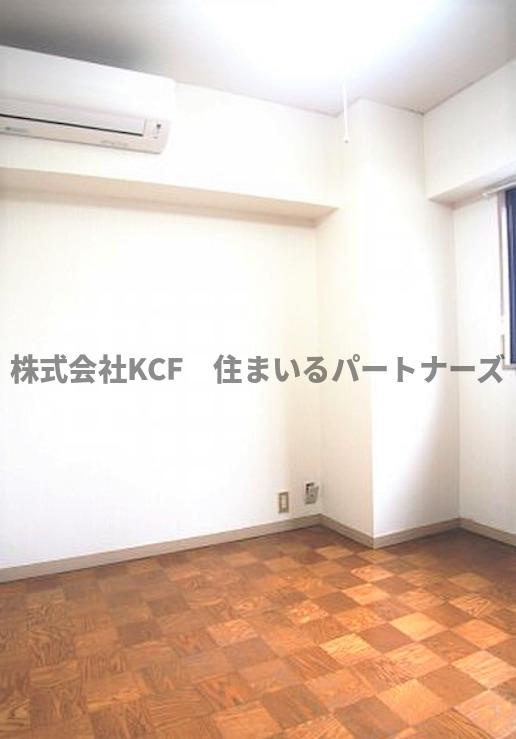 プレアール長門石の内装|明るい室内です