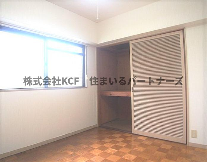 プレアール長門石の洋室|個人の部屋や寝室として使える洋室です