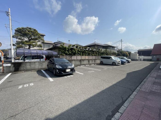【駐車場】