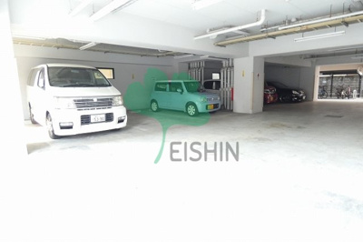 【駐車場】 | レジデンシャルヒルズヴィラスタイル