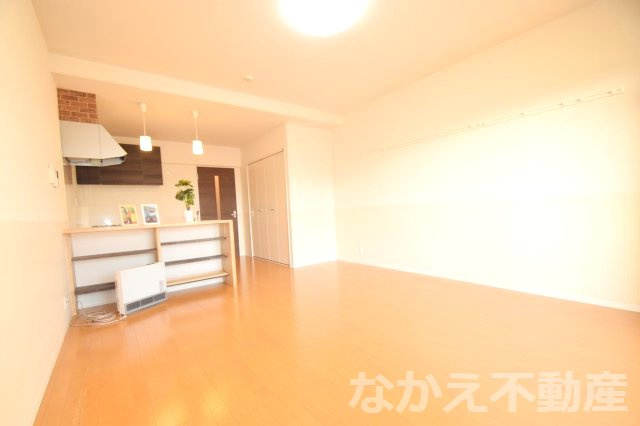 【寝室】 | 使い勝手のいい寝室です