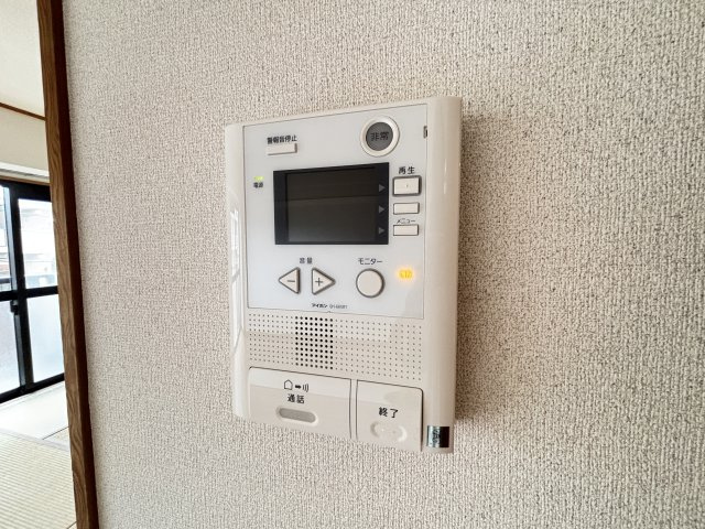 【TVモニター付きインターフォン】