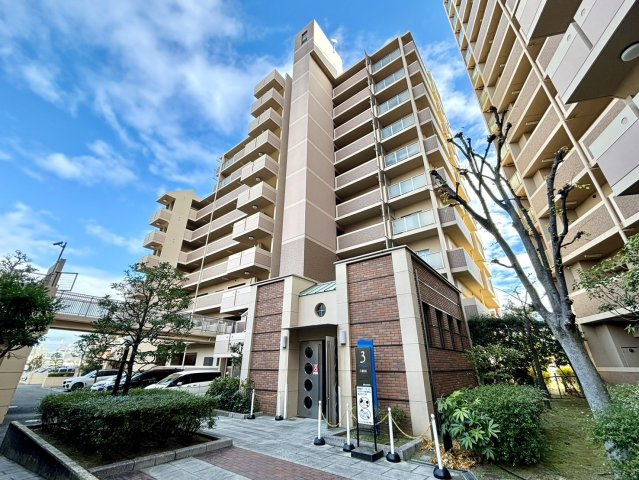 ローレルコート城北公園通り3番館の外観|【Appearance】
凛とした造りは街に新たな価値をもたらしてくれます。