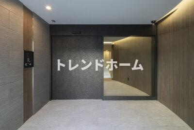 シーズンフラッツ新町のエントランス|選べる家電プランあり！！