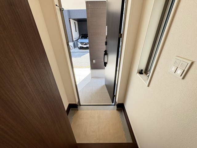 Kolet昭島中神町の玄関