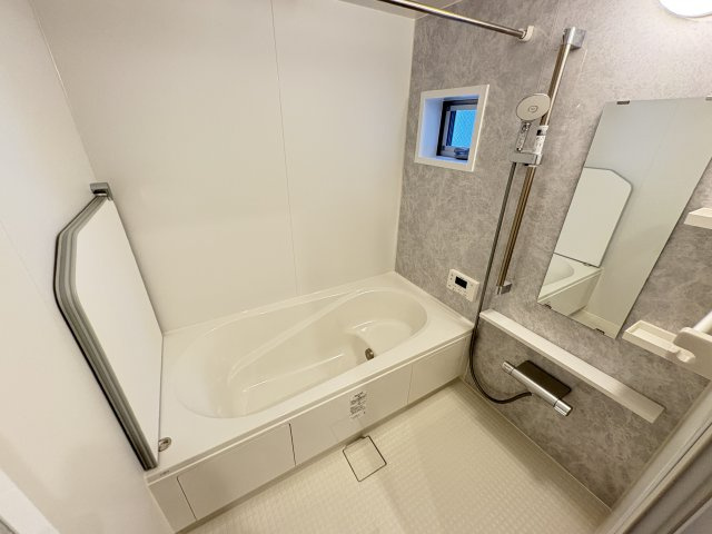 Kolet昭島中神町の浴室