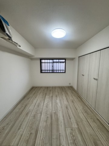 ビバリーハウス本山の洋室|フリールーム約6.2帖