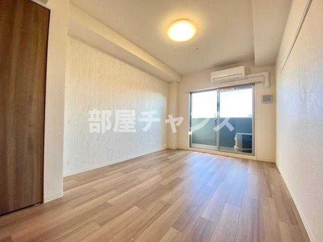 プレサンス上前津フィットの居間・リビング