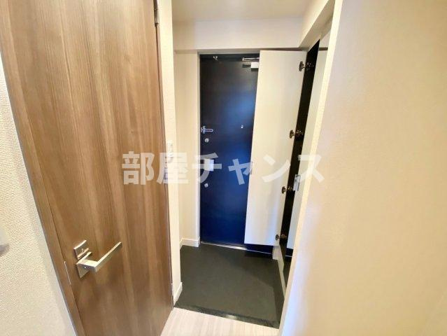 プレサンス上前津フィットの玄関