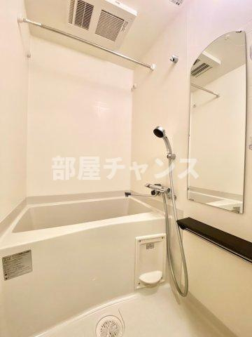 プレサンス上前津フィットの浴室